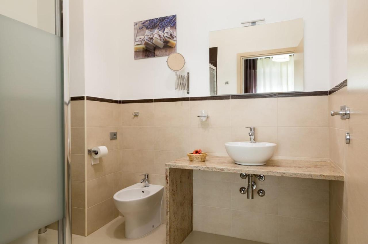 רו Villa Rosina מראה חיצוני תמונה